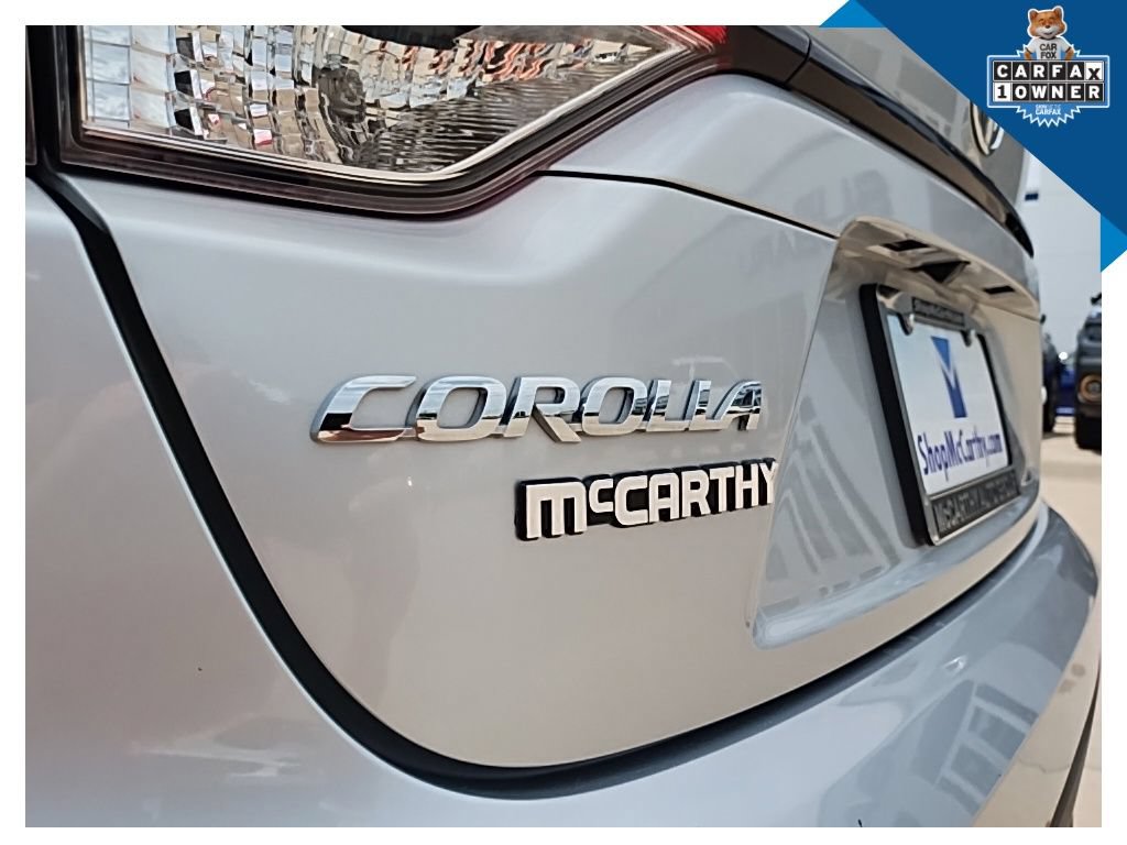 Used 2025 Toyota Corolla LE FWD image 9
