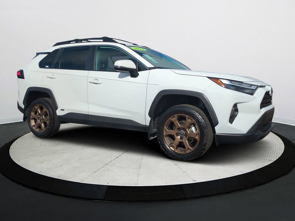 Used 2023 Toyota RAV4 AWD Hybrid image 2