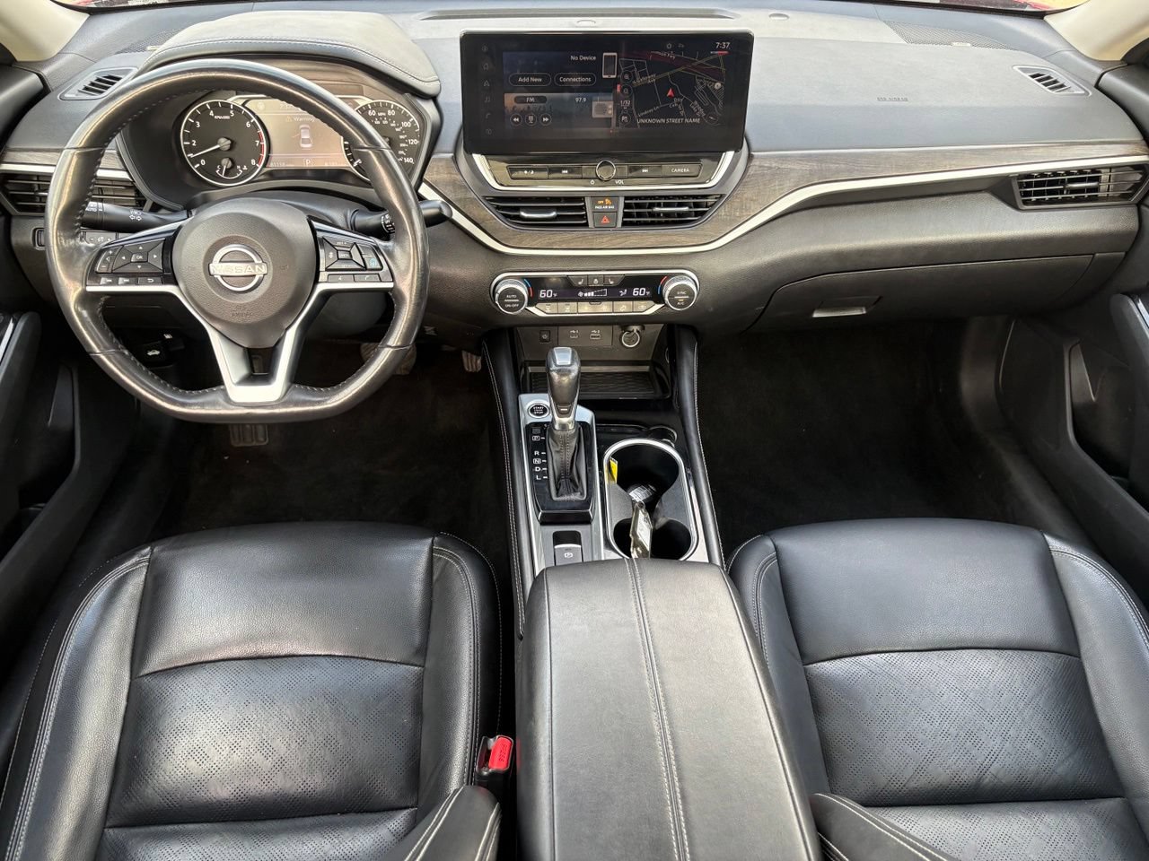 Used 2023 Nissan Altima 2.5 SL FWD image 13