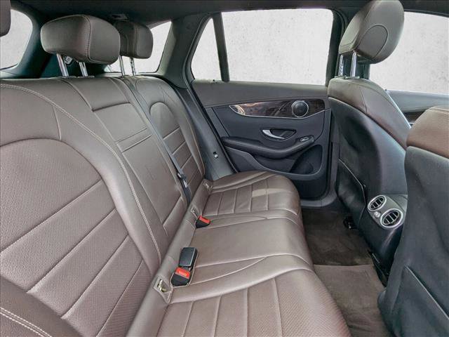 Used 2018 Mercedes-Benz GLC 350e 4MATIC image 20