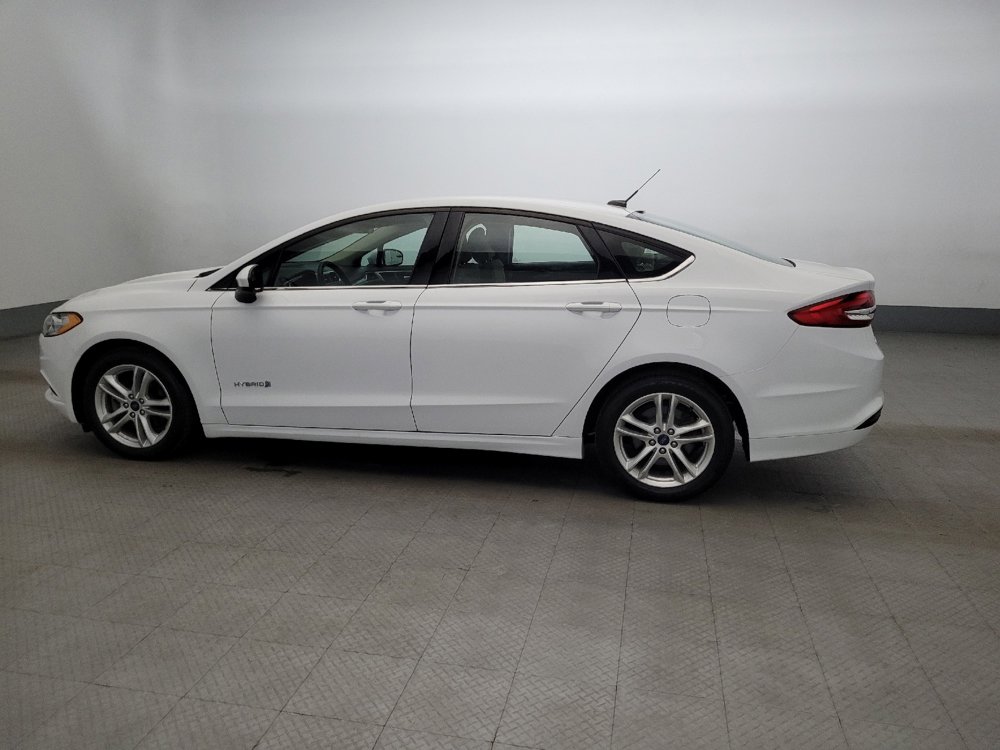 Used 2018 Ford Fusion S image 3