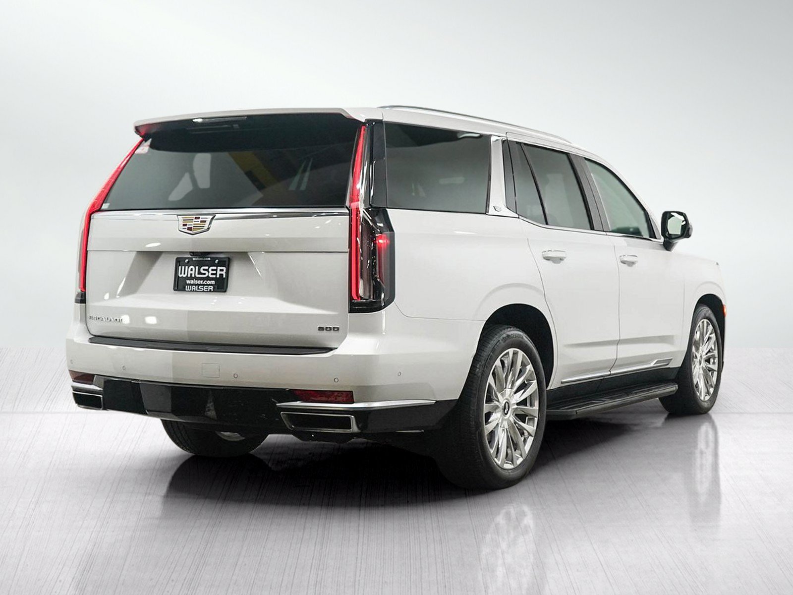 Used 2024 Cadillac Escalade Premium Luxury w/ Performance Package AWD/4WD image 6
