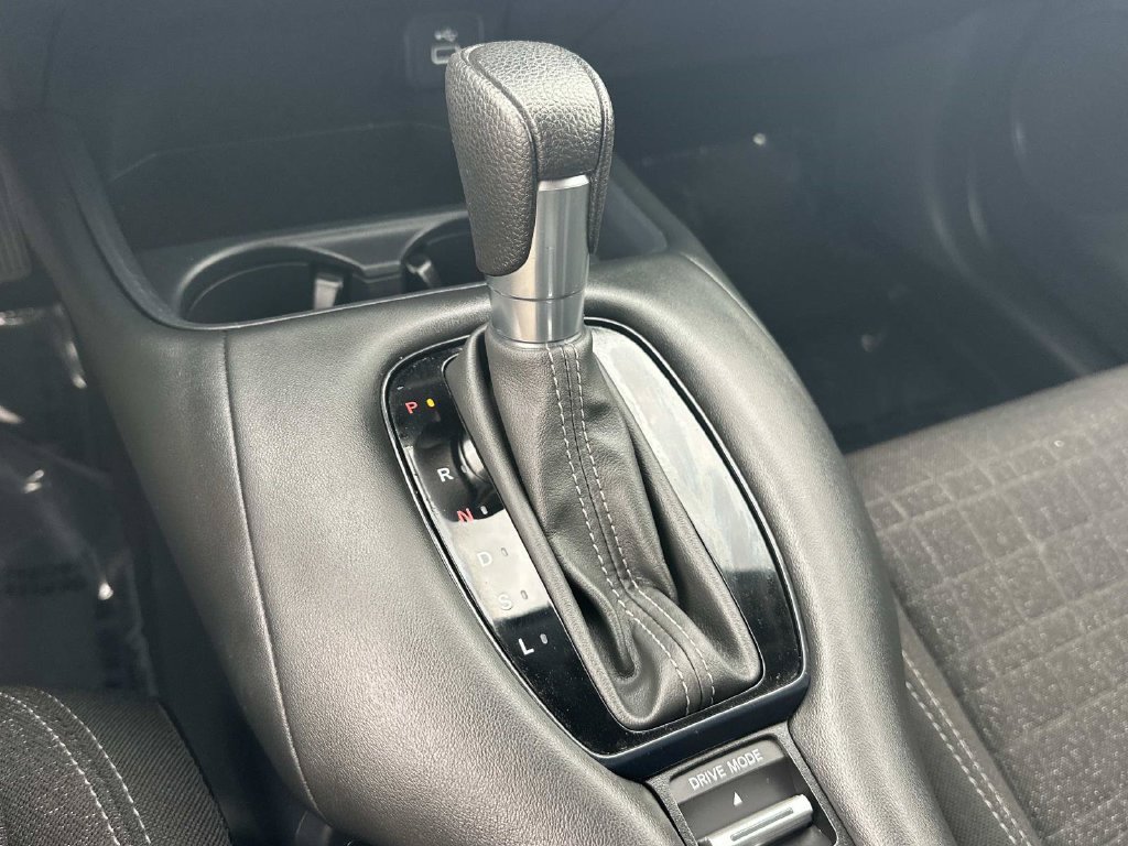 Used 2023 Honda HR-V LX image 14