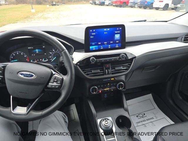 Used 2022 Ford Escape SEL image 10