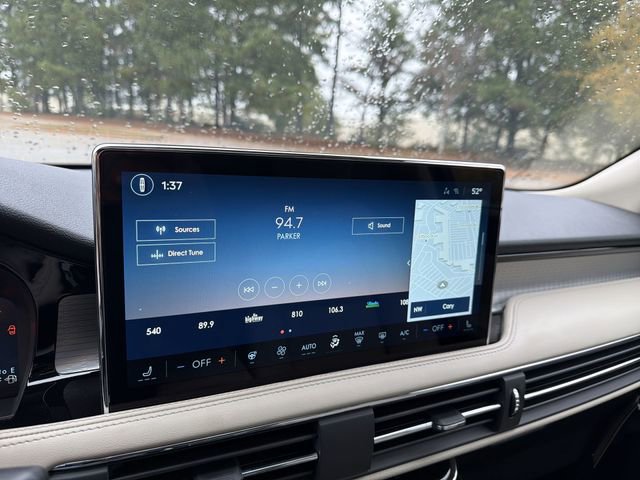 Used 2026 Lincoln Corsair Premiere image 16