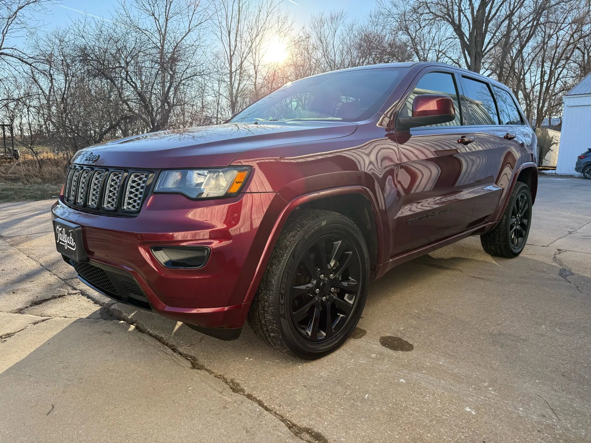 Used 2018 Jeep Grand Cherokee Altitude image 4