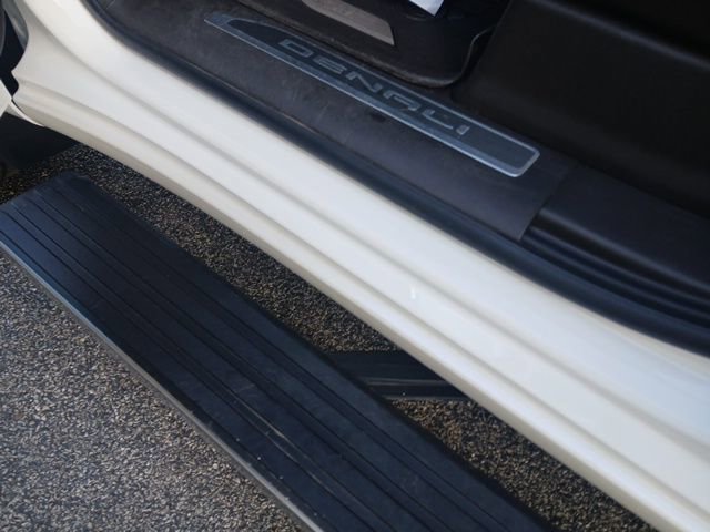 Used 2020 GMC Sierra 1500 Denali w/ Denali Ultimate Package image 12