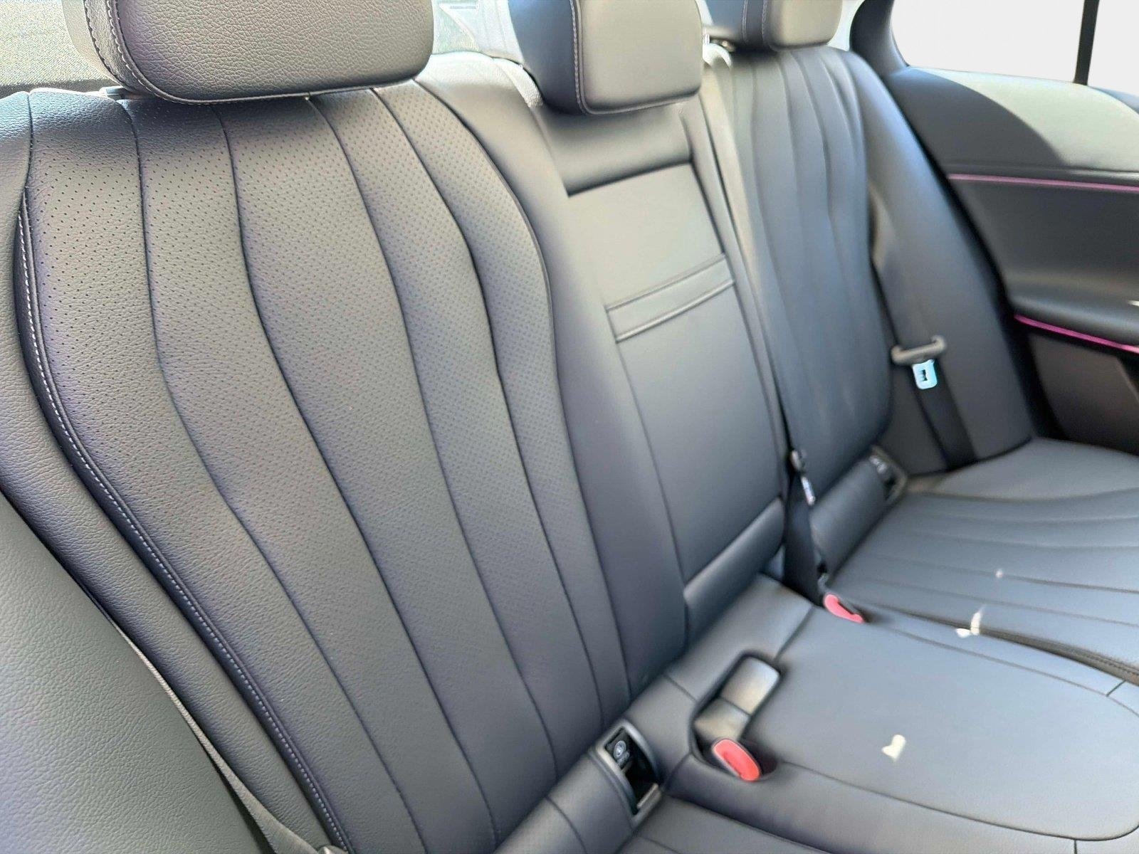 Used 2025 Mercedes-Benz E 350 Sedan image 27