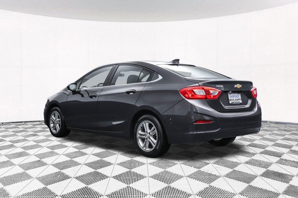 Used 2017 Chevrolet Cruze LT image 34