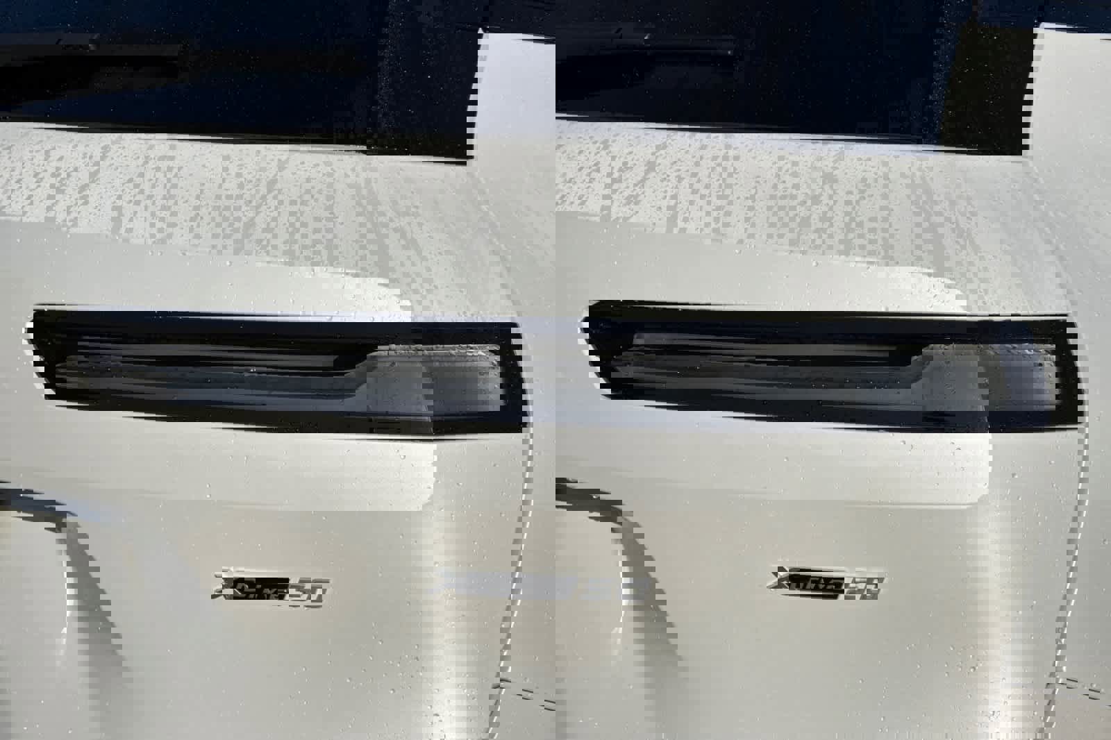 Used 2025 BMW iX xDrive50 image 32