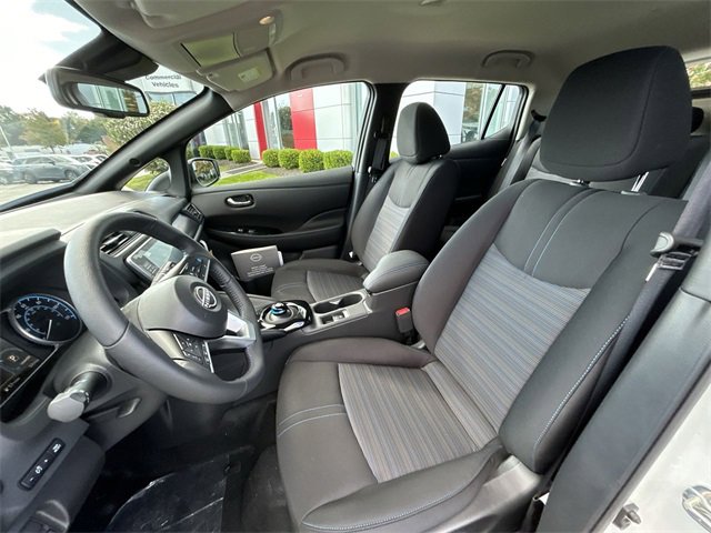 Used 2024 Nissan Leaf SV Plus image 11