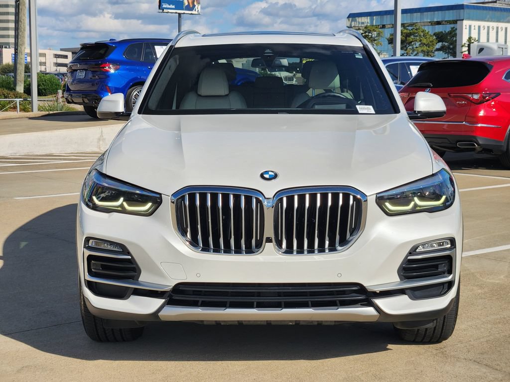 Used 2019 BMW X5 xDrive40i w/ Premium Package 2 AWD/4WD image 2