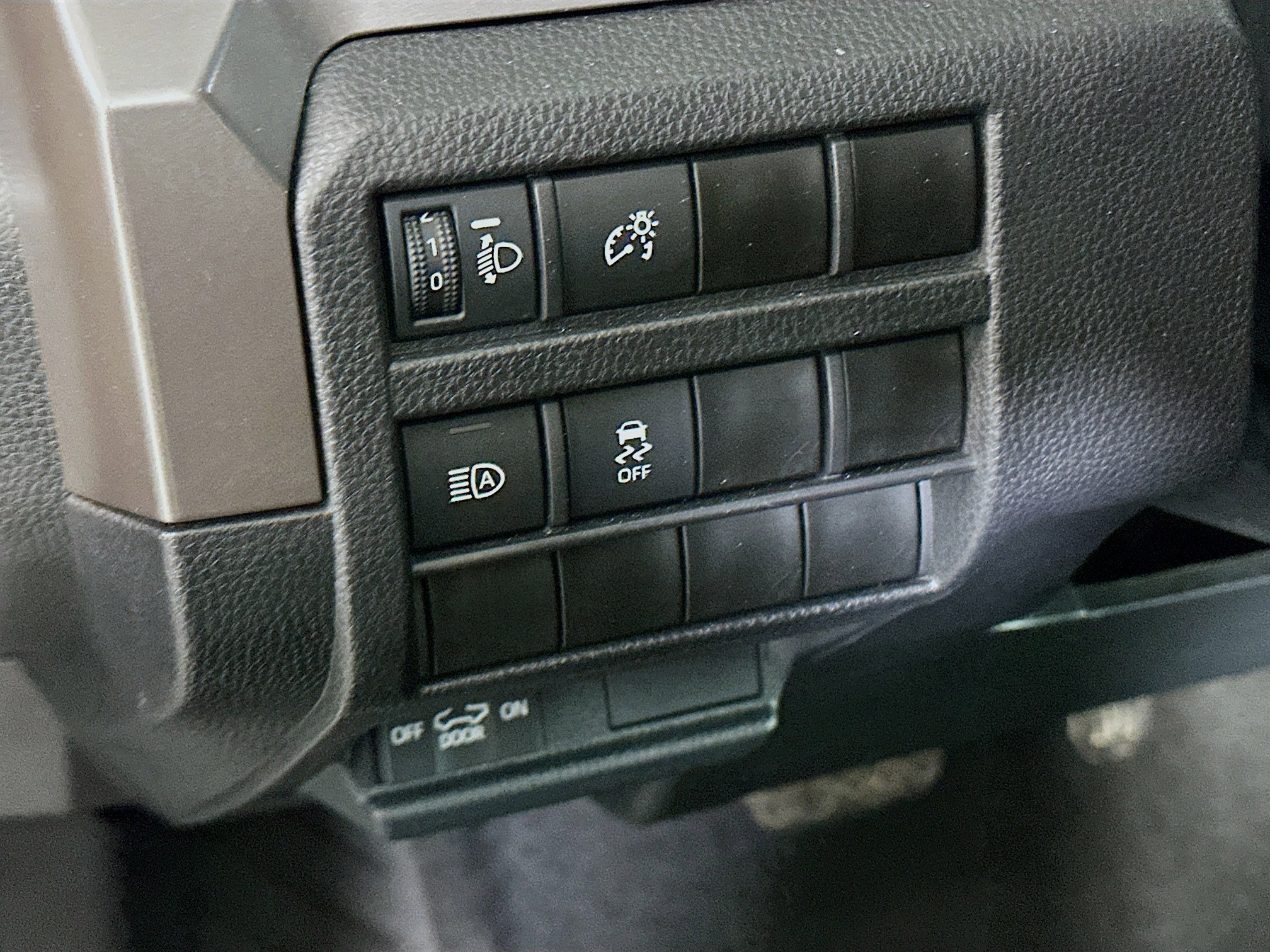 Used 2024 Toyota Tacoma SR5 RWD image 17