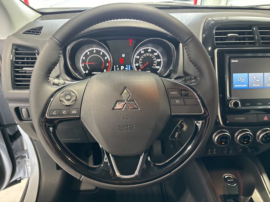 New 2026 Mitsubishi Outlander Sport LE AWD/4WD image 13