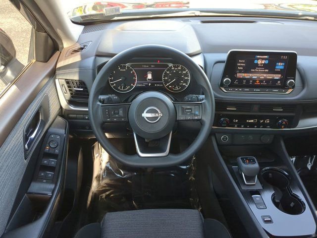 Used 2023 Nissan Rogue SV FWD image 15