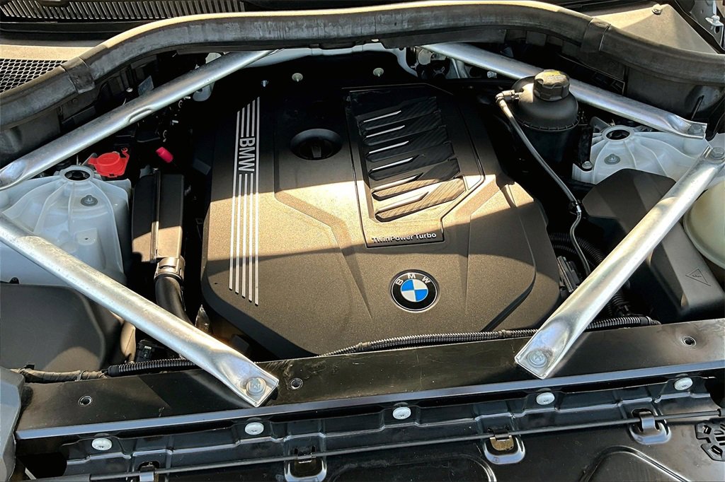 Used 2019 BMW X5 xDrive40i w/ Premium Package 2 image 29