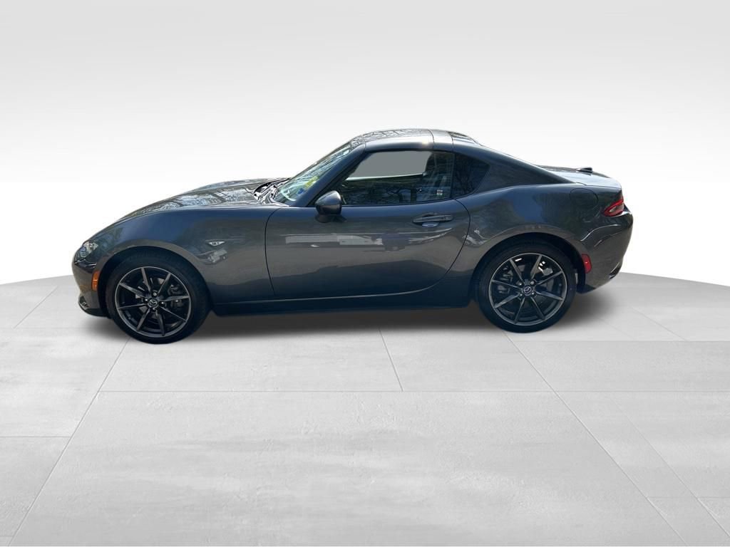 Used 2019 MAZDA MX-5 Miata RF Grand Touring image 2