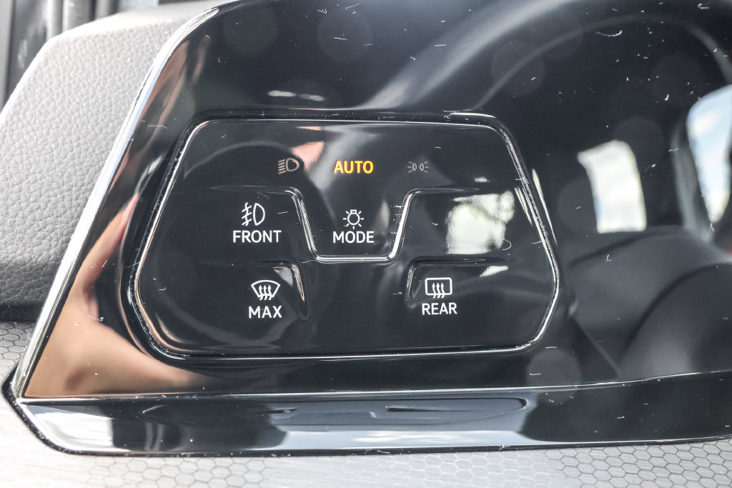 Certified 2024 Volkswagen GTI S FWD image 16