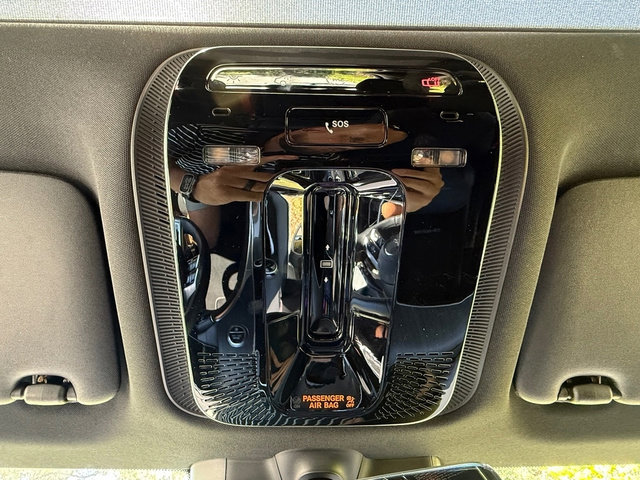 Used 2025 Mercedes-Benz GLC 43 AMG 4MATIC image 33