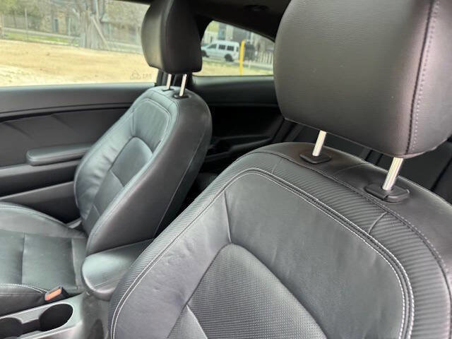 Used 2014 Kia Forte Koup SX w/ SX Premium Package image 23