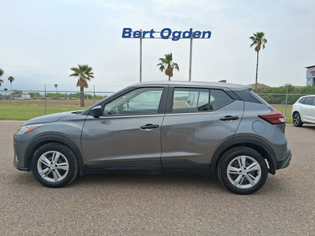 Used 2024 Nissan Kicks S FWD image 3