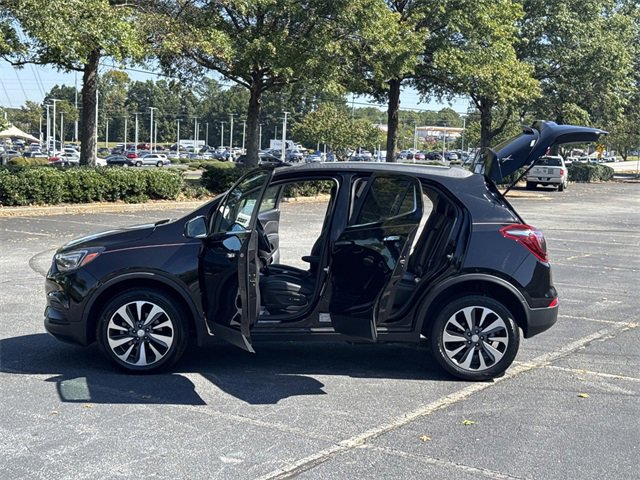 Used 2022 Buick Encore Preferred w/ Safety Package image 10