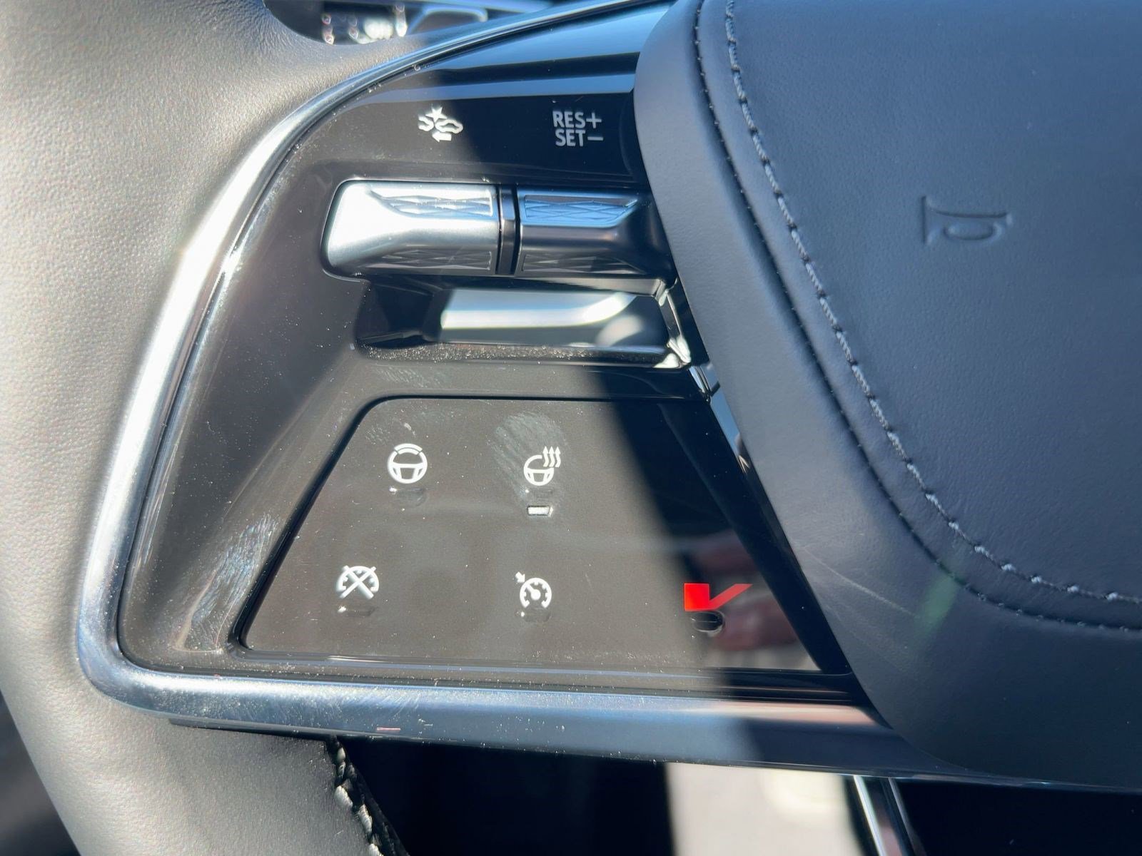 New 2026 Cadillac Lyriq V w/ LPO, Floor Liner Package image 26