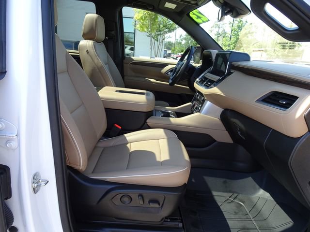 Used 2023 Chevrolet Tahoe Premier AWD/4WD image 18