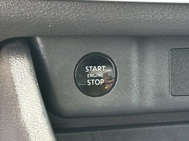 Used 2024 Nissan Rogue SV FWD image 26