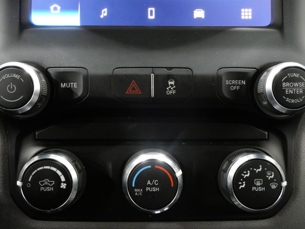 Used 2024 RAM 3500 Big Horn AWD/4WD image 19