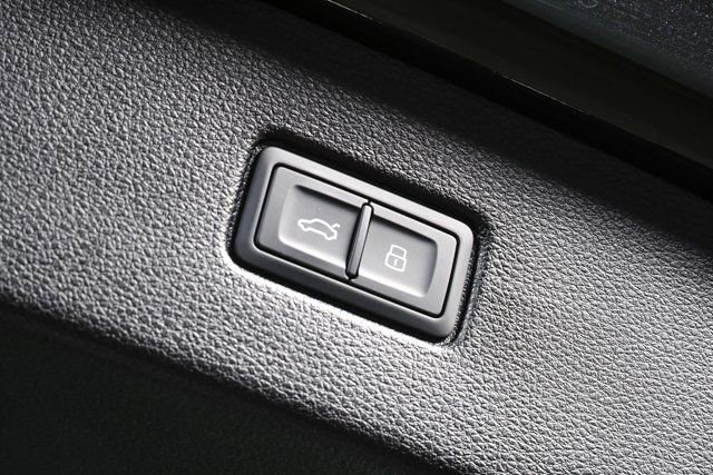 New 2026 Audi SQ7 Premium Plus image 30