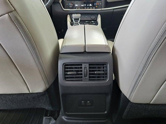 Used 2023 Nissan Rogue SL AWD/4WD image 23