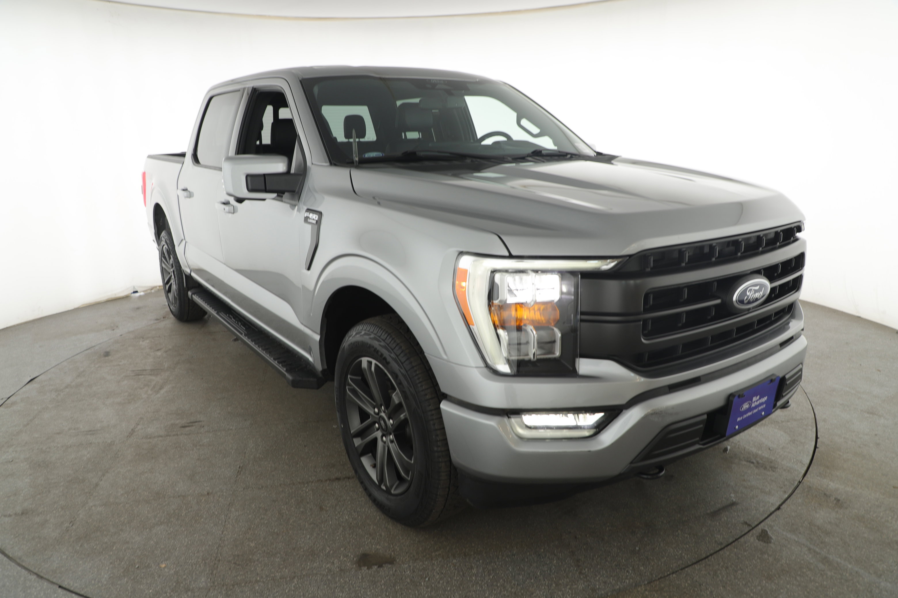 Used 2022 Ford F150 Lariat image 3