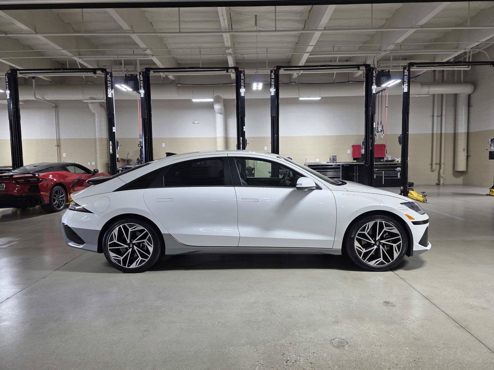 Used 2023 Hyundai Ioniq 6 SEL RWD image 8