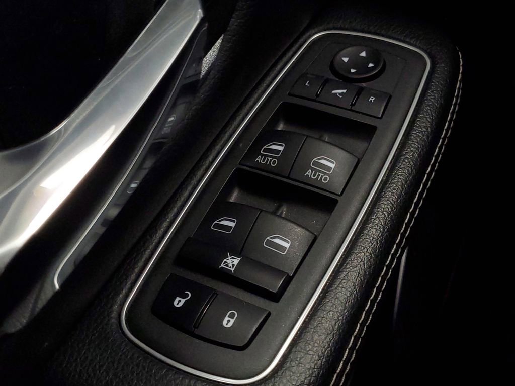 Used 2022 RAM 1500 Laramie image 15
