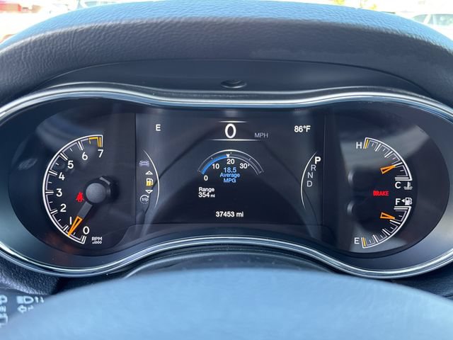 Used 2020 Jeep Grand Cherokee Limited AWD/4WD image 32