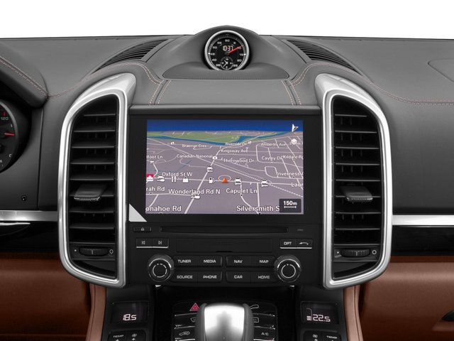 Used 2017 Porsche Cayenne image 16