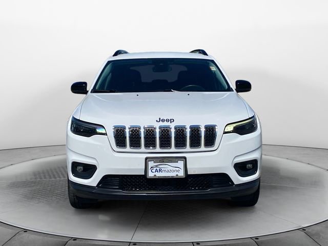 Used 2022 Jeep Cherokee Latitude Lux w/ Mopar Interior Package image 8