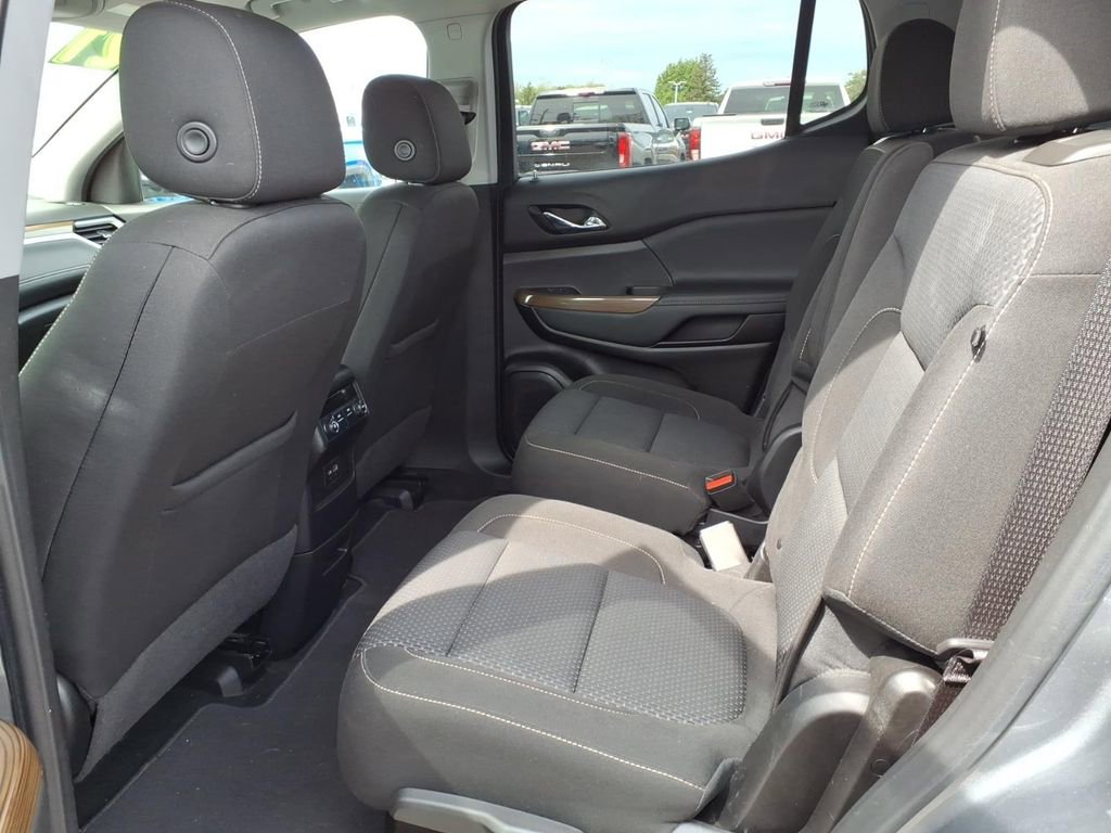 Used 2021 GMC Acadia SLE FWD image 10