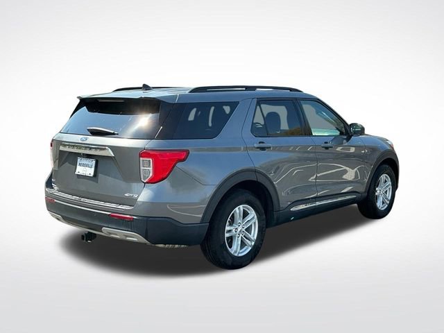 Used 2022 Ford Explorer XLT w/ Equipment Group 202A image 6
