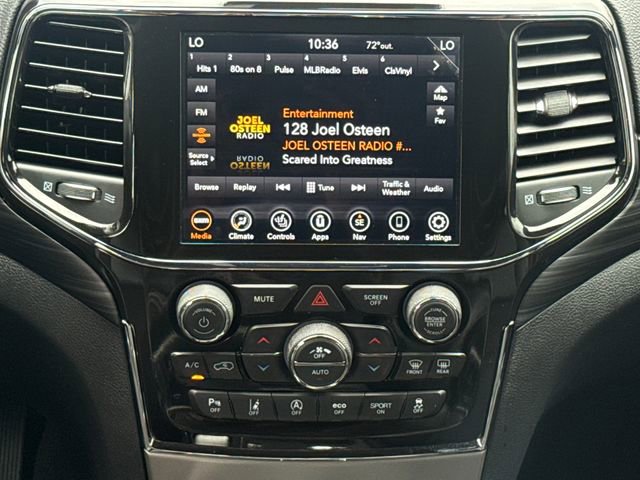 Used 2021 Jeep Grand Cherokee Laredo X image 12