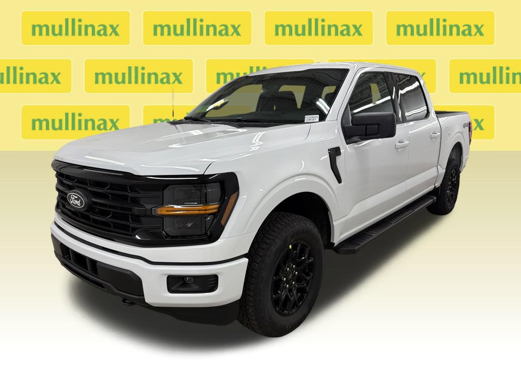 New 2026 Ford F150 XLT w/ XLT Black Appearance Package AWD/4WD image 13