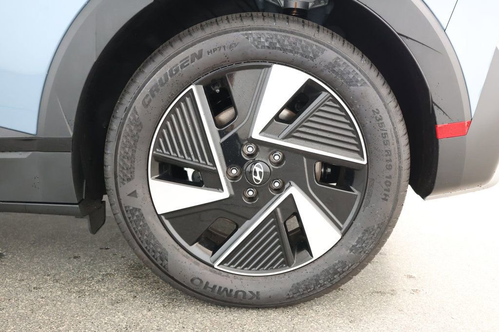Used 2025 Hyundai Ioniq 5 SE image 7