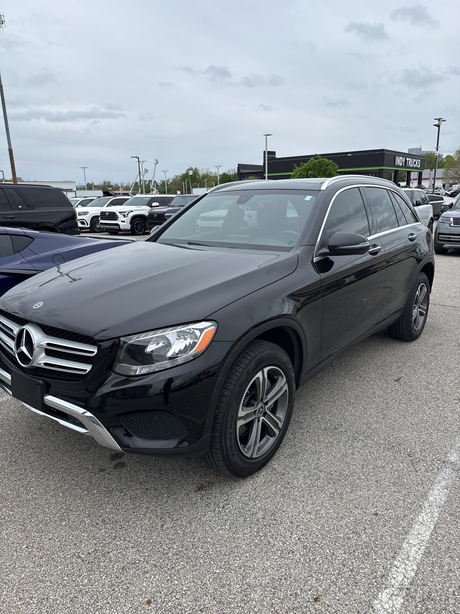 Used 2017 Mercedes-Benz GLC 300 4MATIC image 8