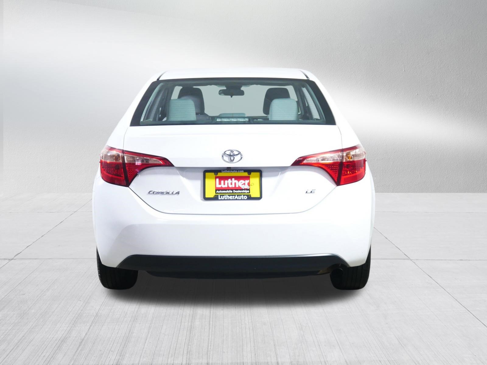 Used 2017 Toyota Corolla LE image 6
