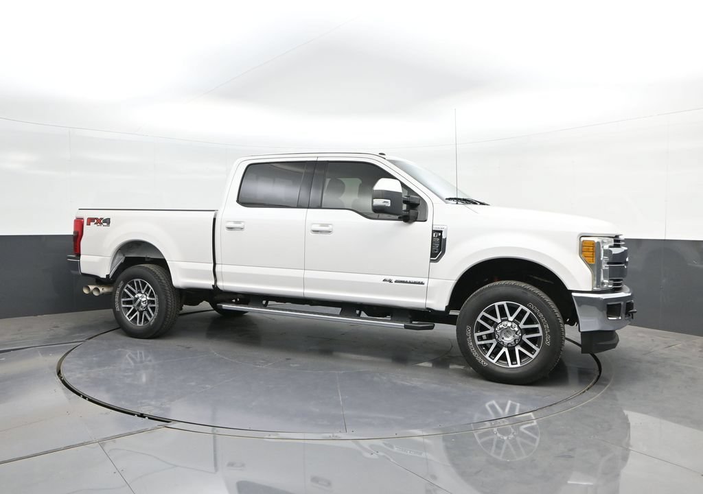 Used 2017 Ford F250 Lariat w/ Lariat Value Package AWD/4WD image 17