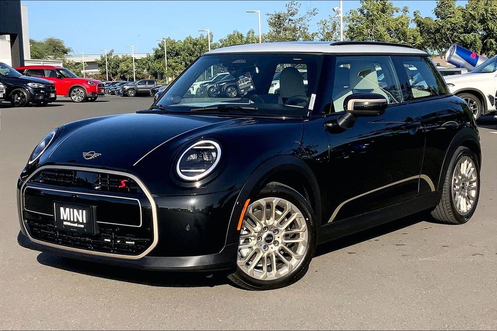 New 2026 MINI Cooper S FWD image 2