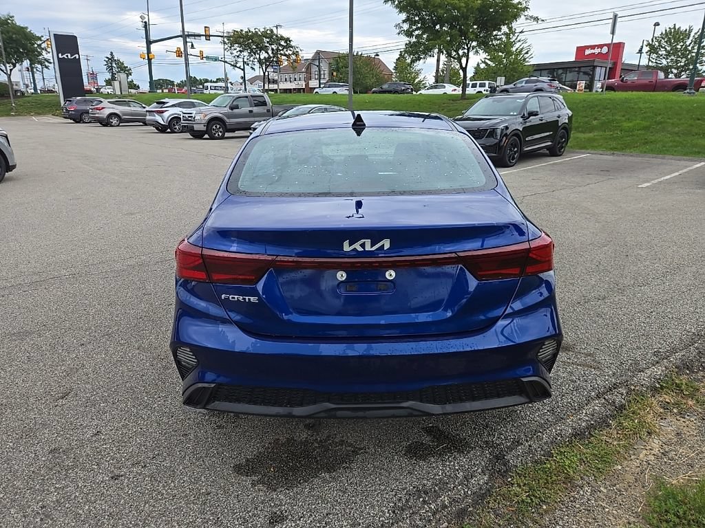 Certified 2023 Kia Forte LXS FWD image 4