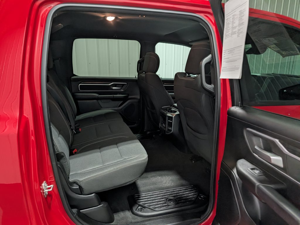 Used 2023 RAM 1500 Big Horn AWD/4WD image 27