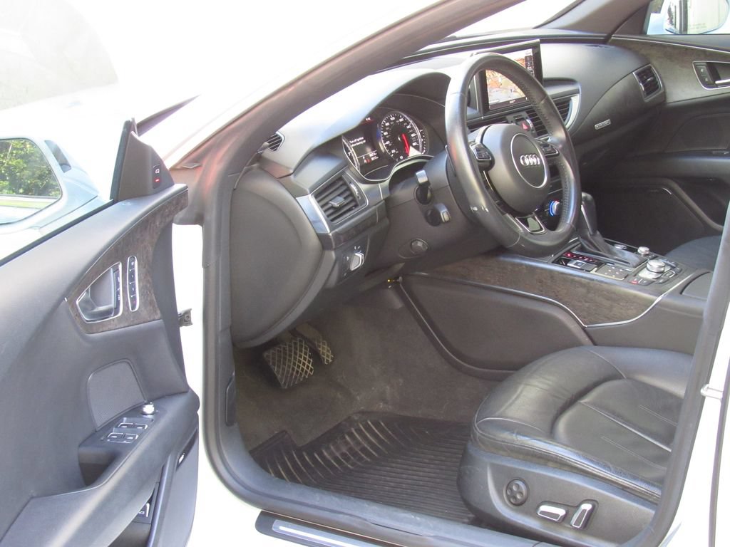 Used 2017 Audi A7 3.0T Premium Plus w/ 20" Wheel & Tire Package AWD/4WD image 10